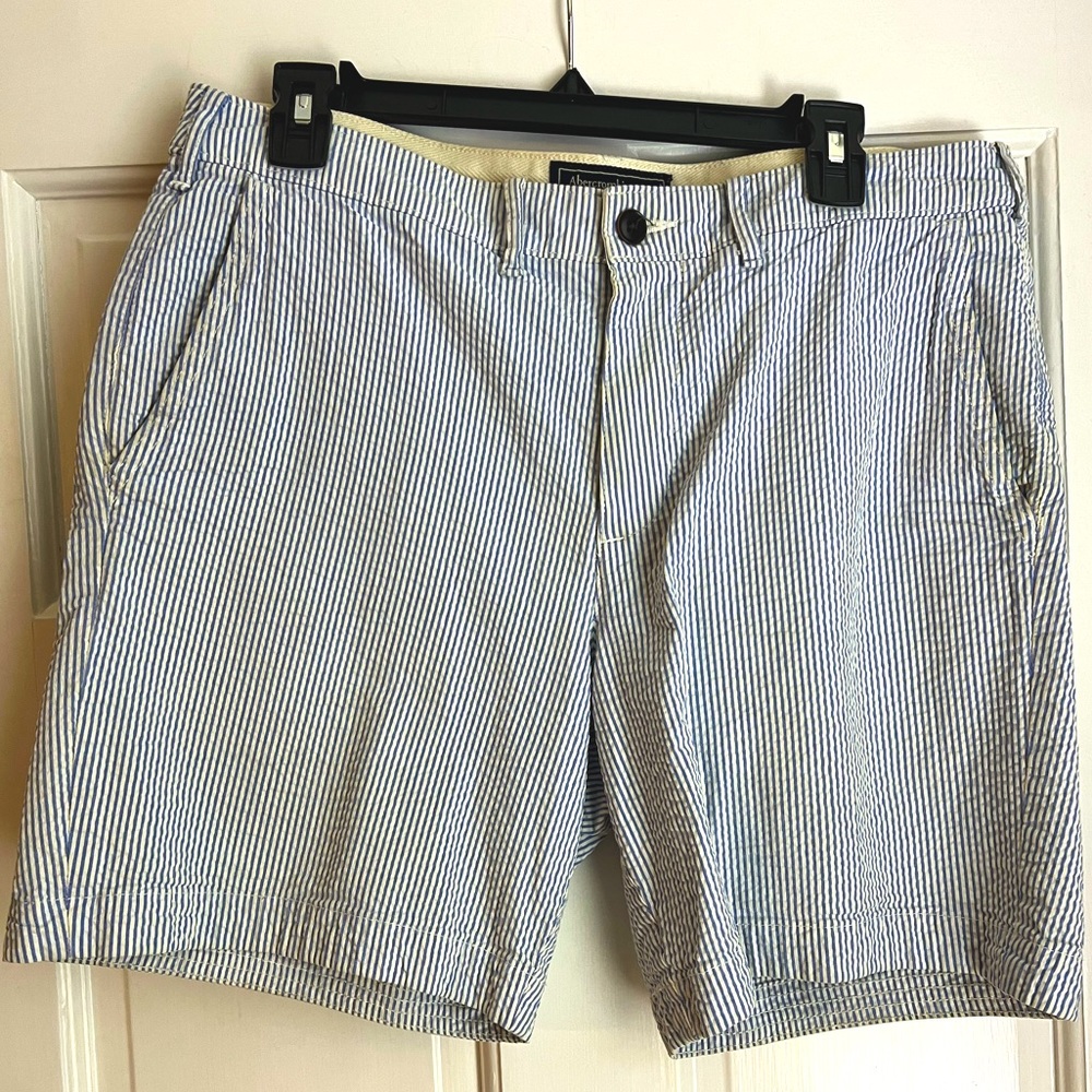 Abercrombie striped short w32